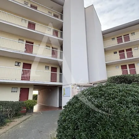 Vue Avec Place De Parking Apartmán *