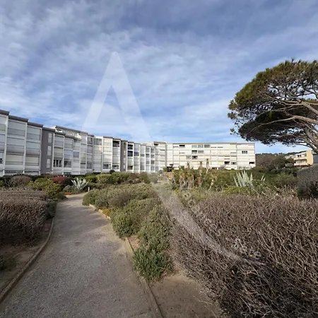 Vue Avec Place De Parking *